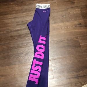 Nike leggings